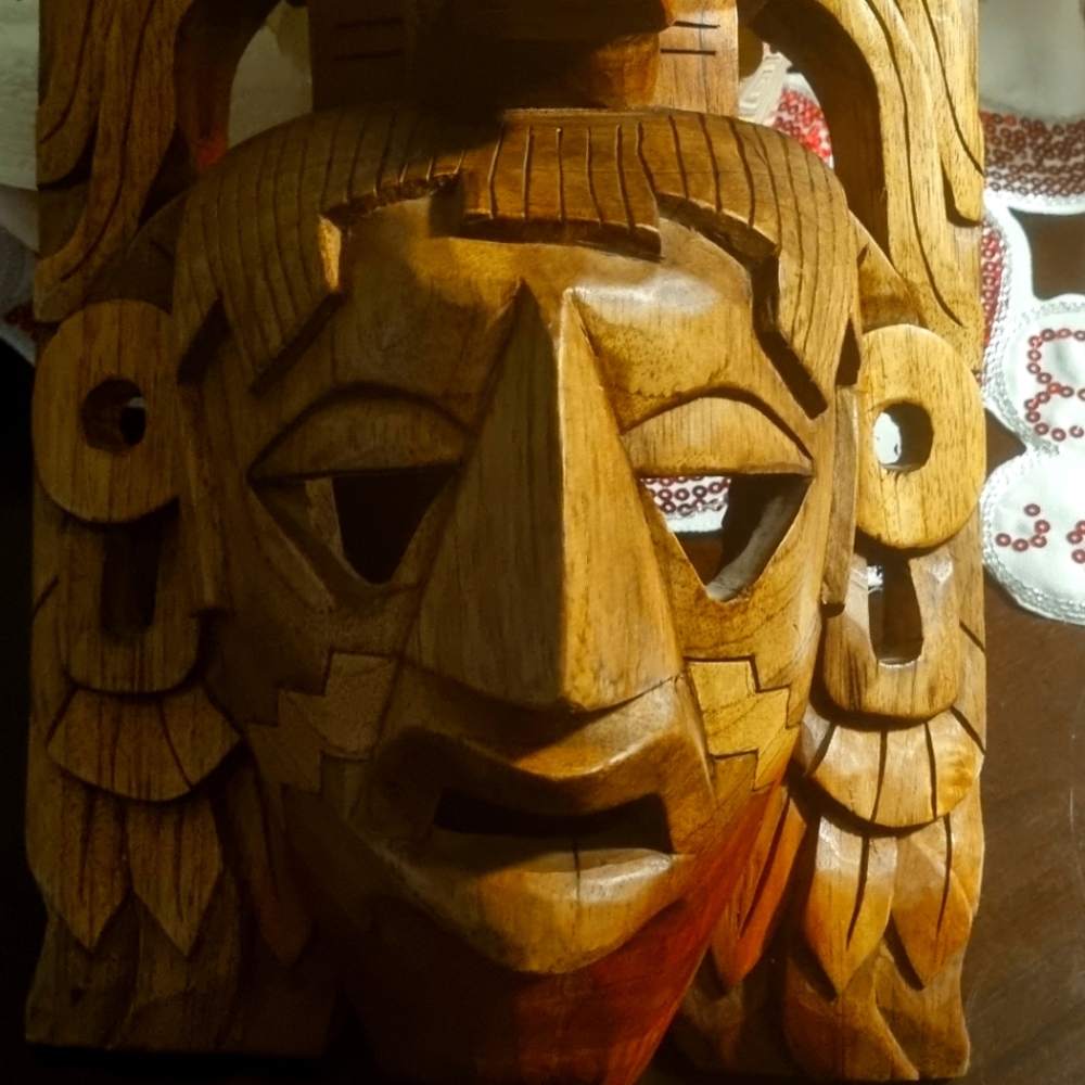 Pre hispanic mask